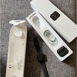 Like new Apple Watch series5 44m